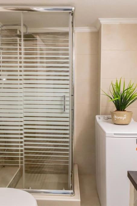 Cozy Airbnb Room In Atenas Exterior foto